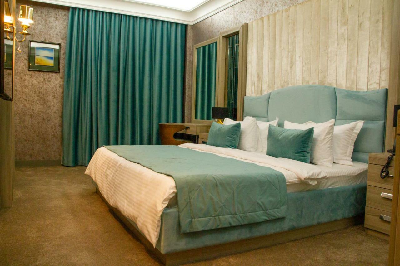 Home Boutique Hotel Bakoe Buitenkant foto